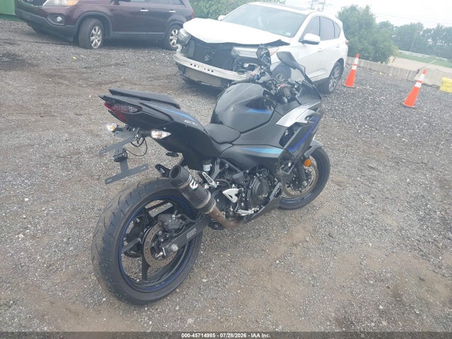 2025 KAWASAKI EX500 4