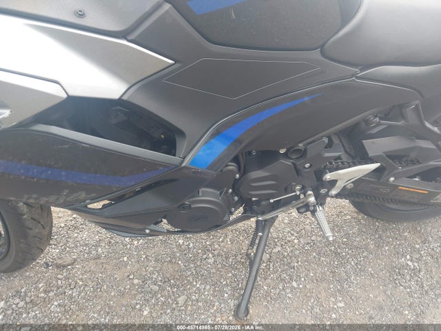 2025 KAWASAKI EX500 9