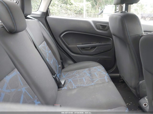 2013 FORD FIESTA SE 照片 8