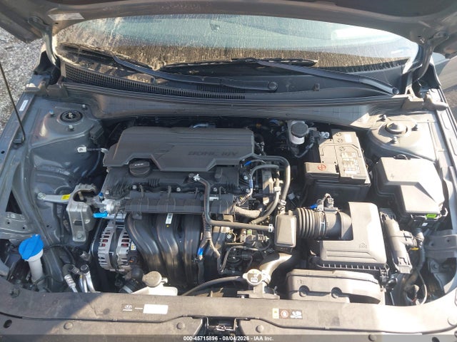 صورة 10 لـ 2026 Hyundai ELANTRA SEL SPORT