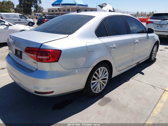 صورة 4 لـ 2015 Volkswagen JETTA 1.8T SE