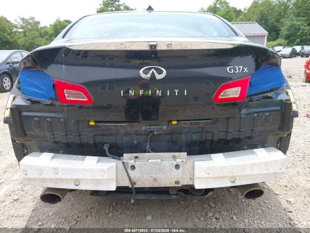 2010 Infiniti G37X — миниатюра 13