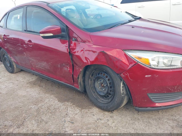 2016 FORD FOCUS SE 照片 6