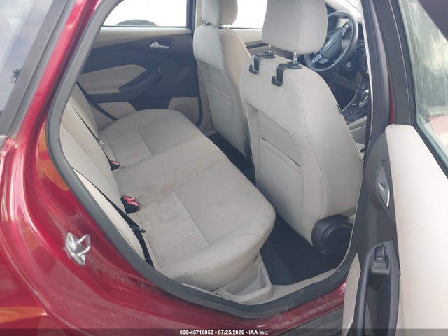 2016 FORD FOCUS SE 照片 8