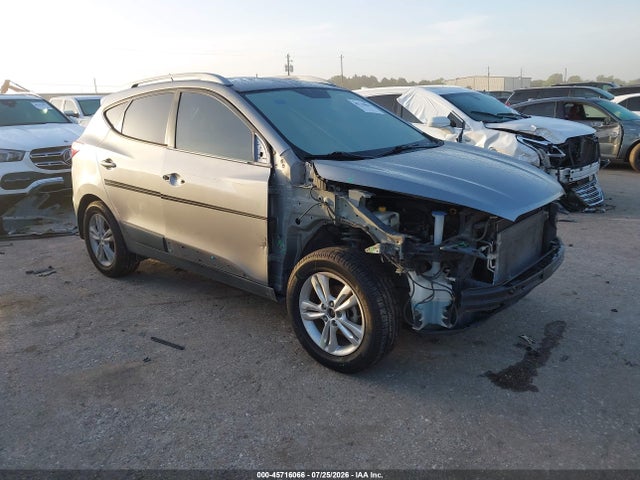 2010 HYUNDAI TUCSON GLS