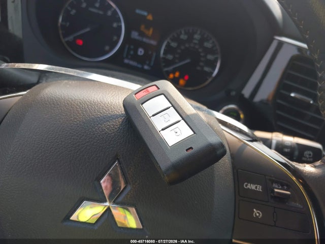 2019 MITSUBISHI OUTLANDER SE 8
