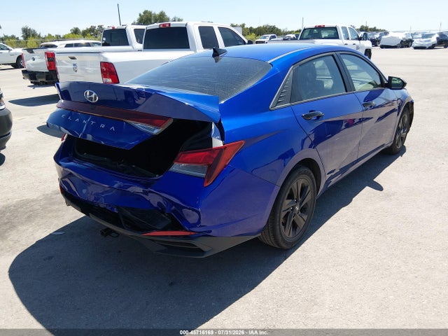 2023 HYUNDAI ELANTRA SEL 4