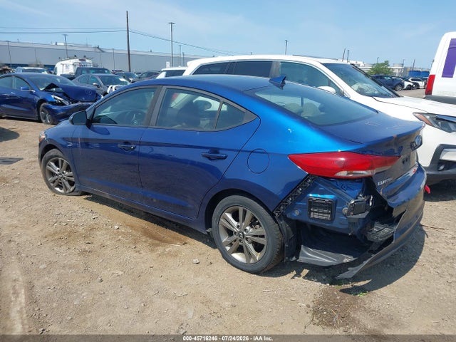 2018 Hyundai ELANTRA SEL — фото 3
