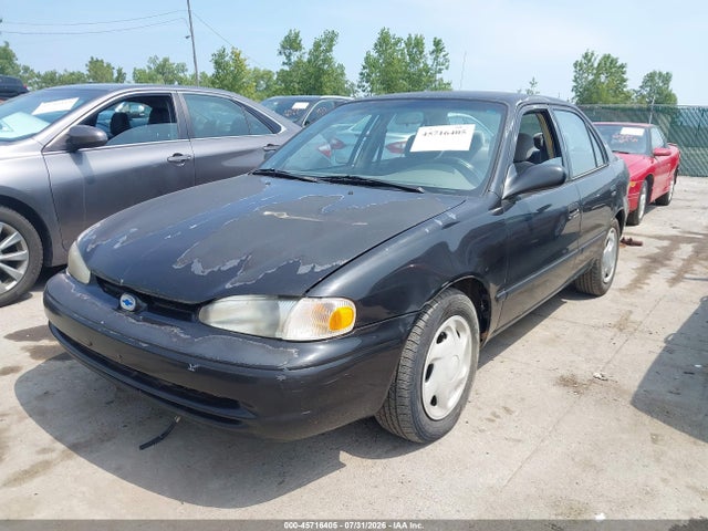 1999 Chevrolet PRIZM 照片 2