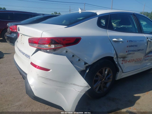 2020 KIA OPTIMA LX thumbnail 17