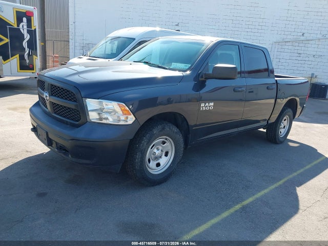 صورة 2 لـ 2017 RAM 1500 TRADESMAN 4X4 5'7 BOX