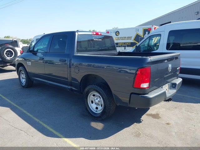 صورة 3 لـ 2017 RAM 1500 TRADESMAN 4X4 5'7 BOX
