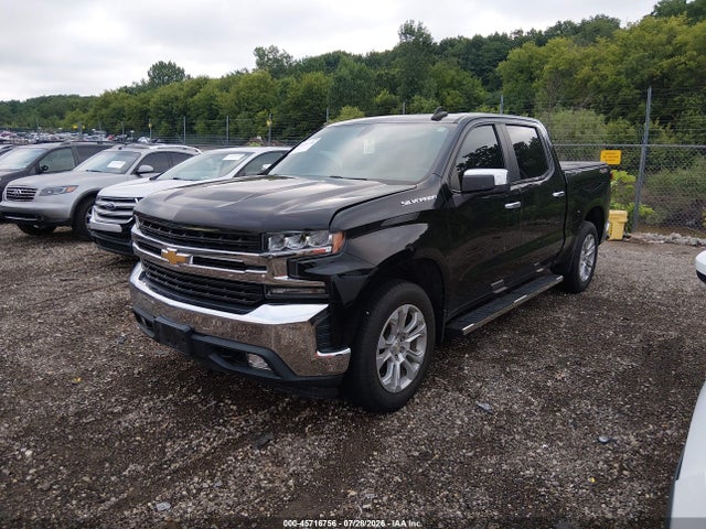 2019 Chevrolet SILVERADO 1500 LT photo 2