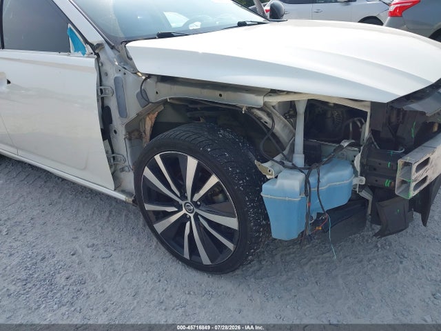 2019 Nissan ALTIMA 2.5 SR — миниатюра 18