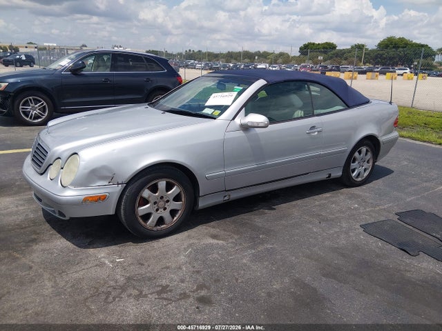 2003 Mercedes-BENZ CLK 照片 2
