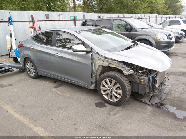2015 HYUNDAI ELANTRA SE