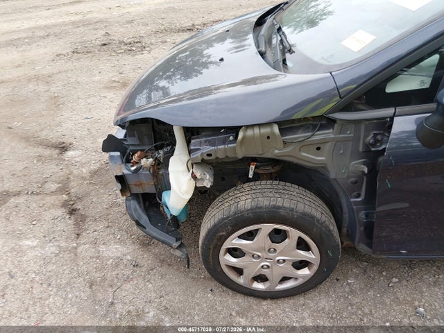 2013 FORD FIESTA SE 照片 6