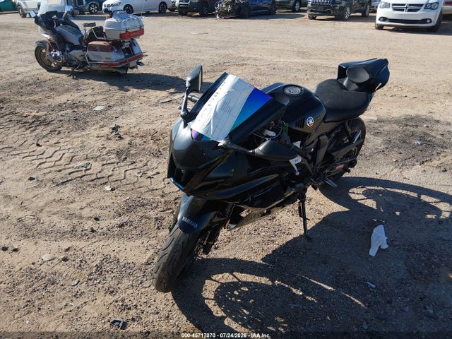 2022 YAMAHA YZFR7