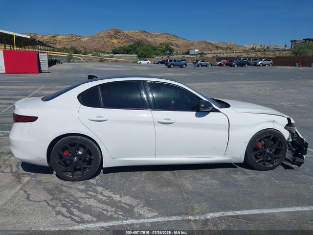 2020 ALFA ROMEO GIULIA RWD 13
