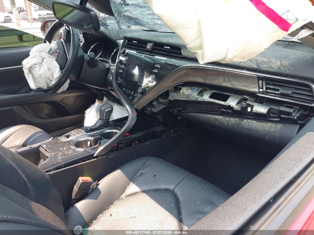 2019 TOYOTA CAMRY XSE 5