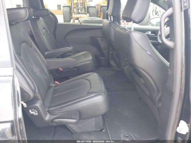 صورة 8 لـ 2027 Chrysler PACIFICA
