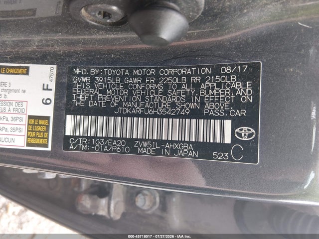2017 Toyota PRIUS FOUR photo 9