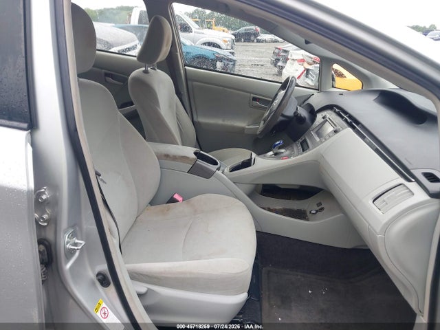 2013 Toyota PRIUS TWO 照片 5