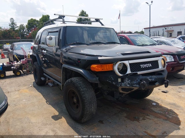 2008 TOYOTA FJ CRUISER 