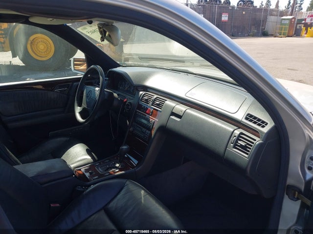 1997 MERCEDES-BENZ E 