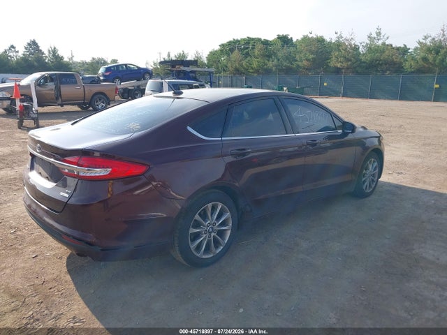 2017 FORD FUSION SE 4