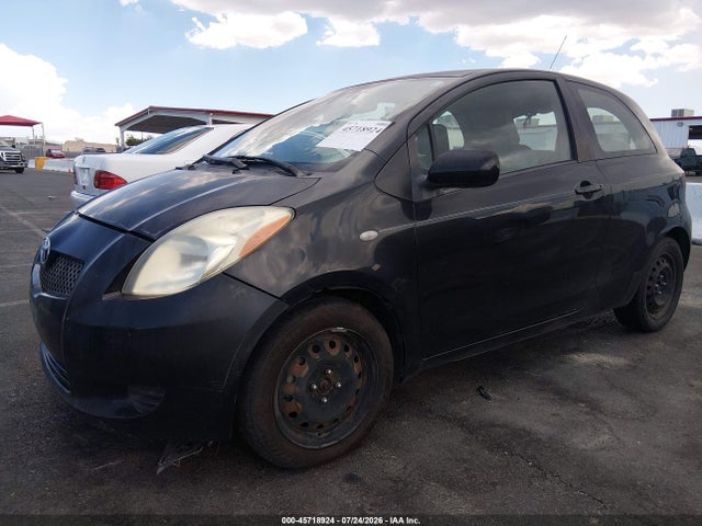 2008 Toyota YARIS photo 2