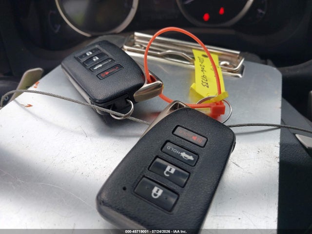 2014 Lexus IS 250 photo 11
