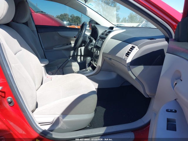 2013 Toyota COROLLA LE 照片 5