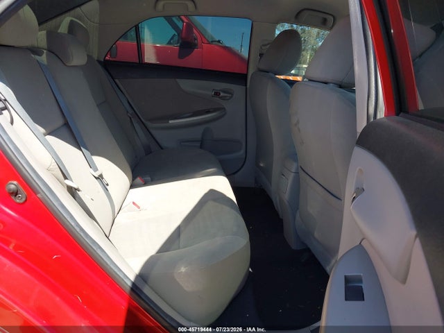 2013 Toyota COROLLA LE 照片 8