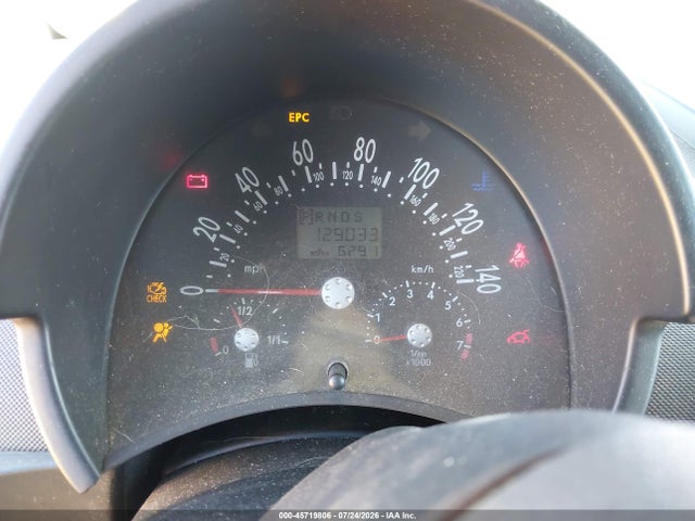 صورة 7 لـ 2004 Volkswagen NEW BEETLE GLS