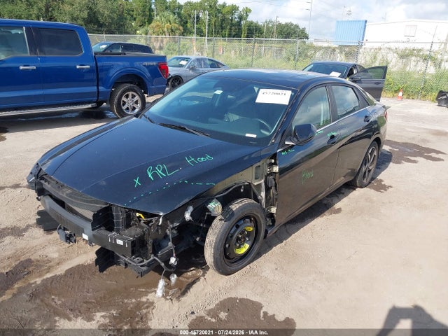 2023 Hyundai ELANTRA LIMITED 照片 2