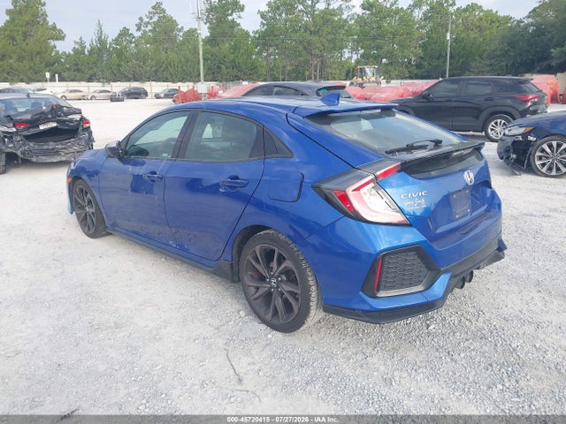 2018 Honda CIVIC SPORT photo 3
