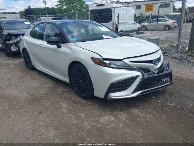 2022 TOYOTA CAMRY XSE HYBRID