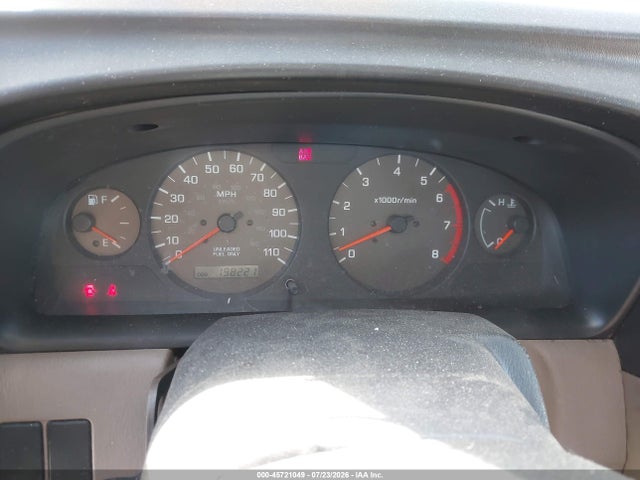 2000 Nissan FRONTIER SE-V6/XE-V6 — фото 7