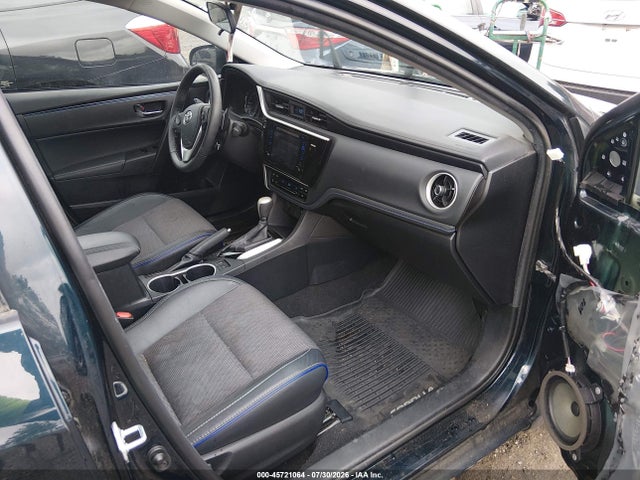 2017 Toyota COROLLA SE 照片 5