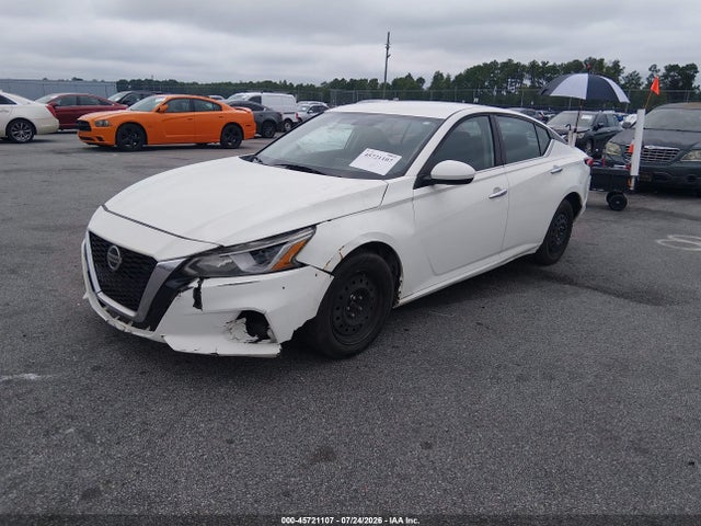2020 Nissan ALTIMA S FWD 照片 2