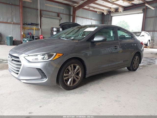 2018 Hyundai ELANTRA SEL — фото 2