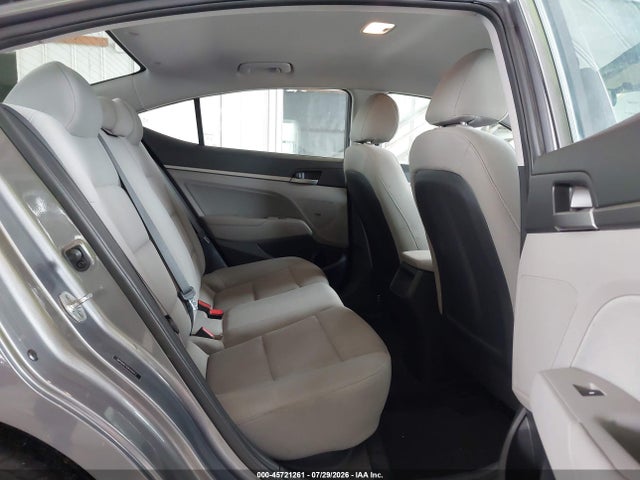 2018 Hyundai ELANTRA SEL — фото 8