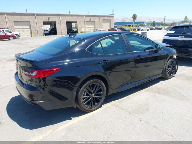 2026 TOYOTA CAMRY SE 4