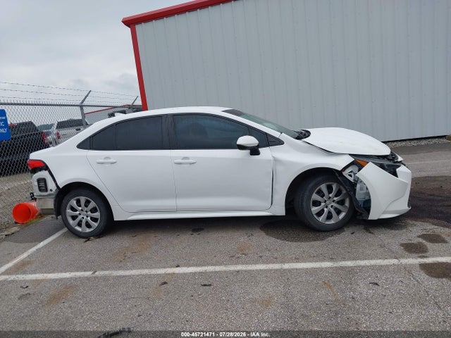 2022 TOYOTA COROLLA LE 13