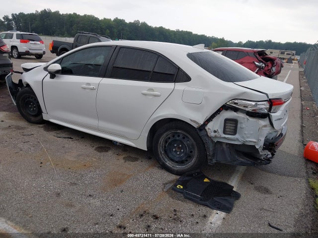 2022 TOYOTA COROLLA LE 3