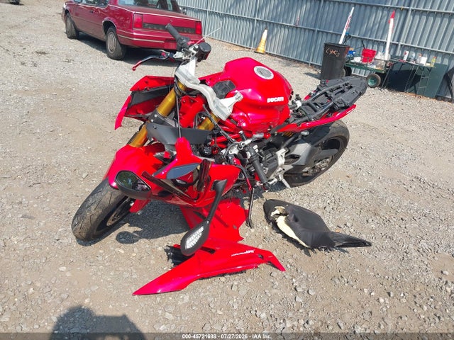 2023 DUCATI SUPERSPORT 2