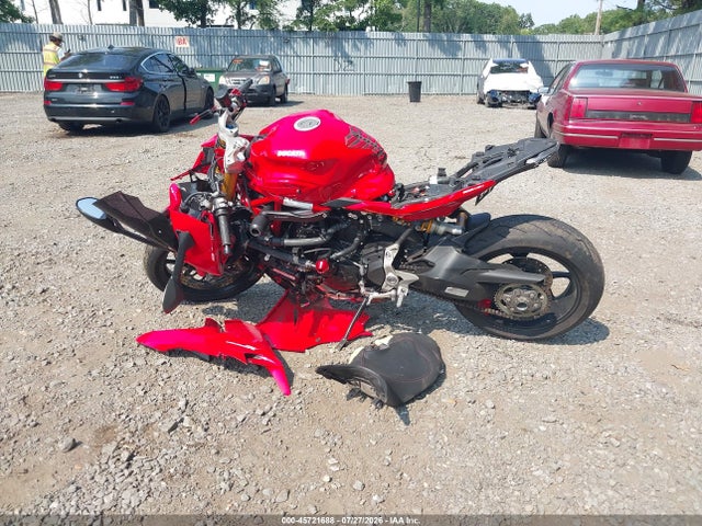 2023 DUCATI SUPERSPORT 13