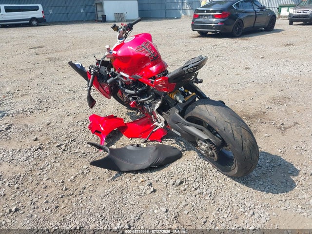 2023 DUCATI SUPERSPORT 3