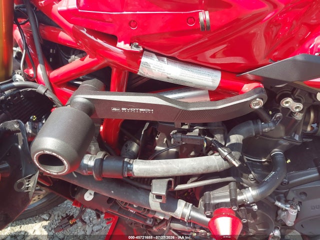 2023 DUCATI SUPERSPORT 9